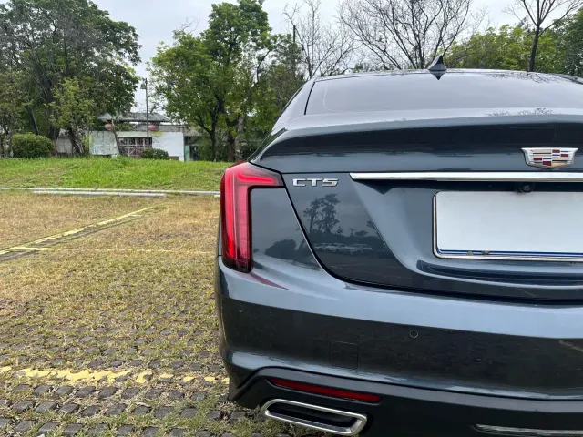 Cadillac CT5 — Фото автомобиля 17