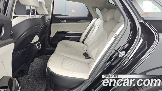 Kia K5 Signature — Фото автомобиля 5