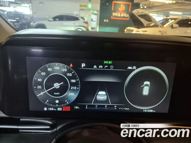 Kia Canival Carnival 4 поколение Дизель 9 мест Signature — Фото автомобиля 15