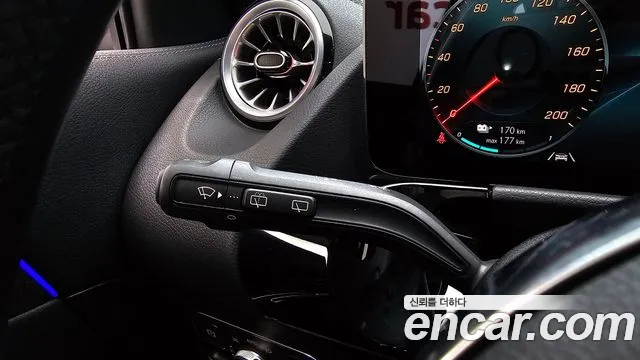 Mercedes-Benz EQA — Фото автомобиля 26