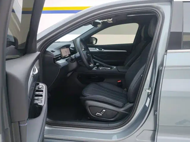 Geely Xingrui — Фото автомобиля 9