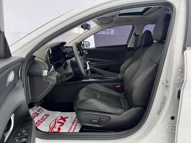 Hyundai Elantra — Фото автомобиля 7