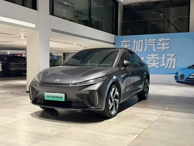 Фотография автомобиля — Roewe Feifan R7