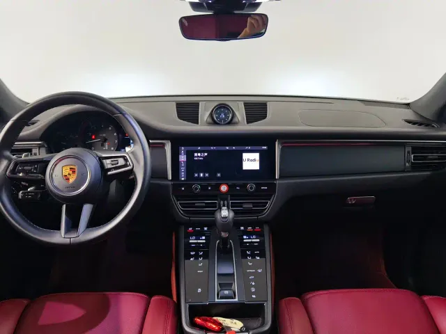 Porsche Macan — Фото автомобиля 8