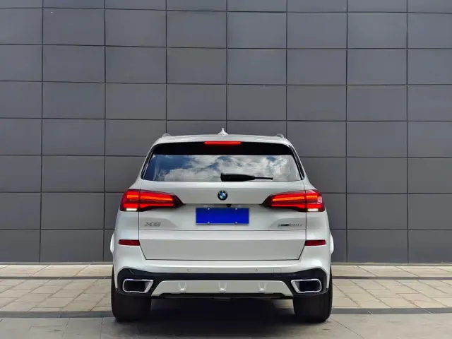 BMW X5 — Фото автомобиля 5