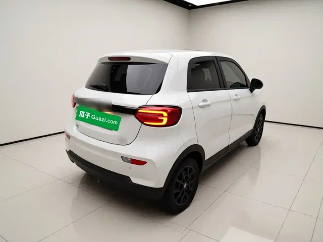 Leapmotor T03 — Фото автомобиля 4