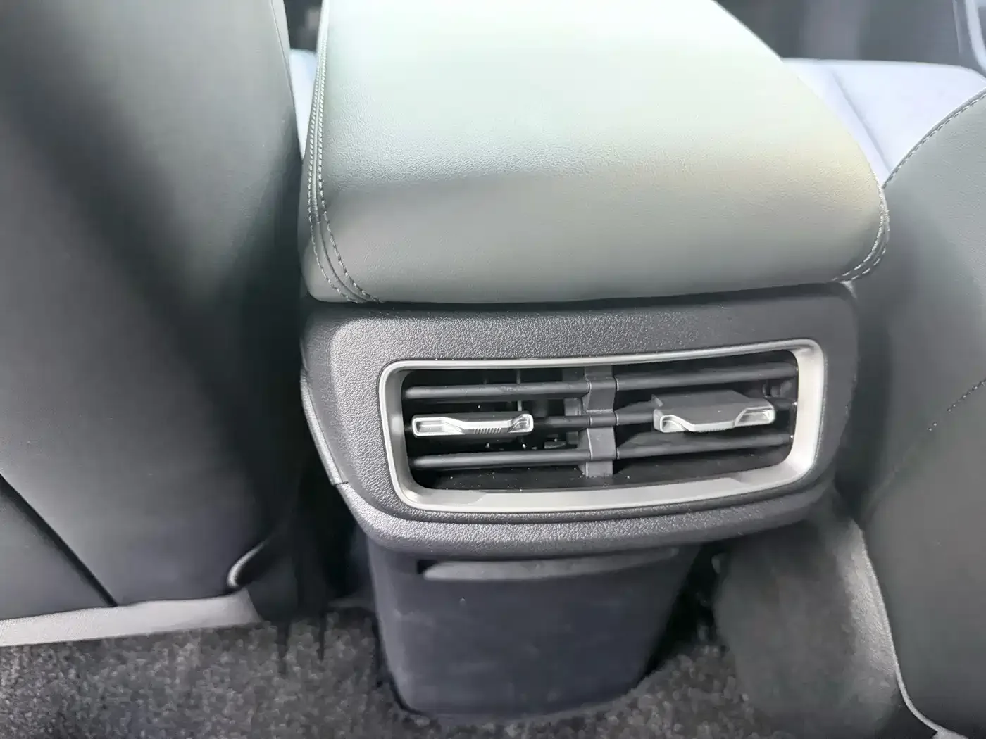 BYD Qin L 2025 EV 545KM Cloud Chariot Edition — Фото автомобиля 16