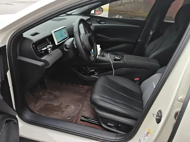 BYD Seal 06 — Фото автомобиля 9