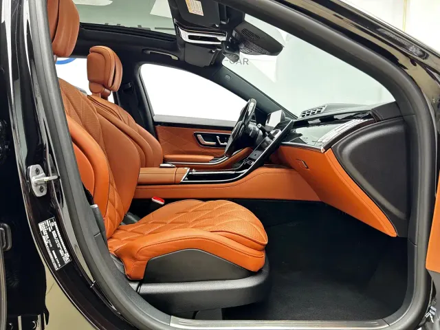 Mercedes-Benz Maybach S-Class — Фото автомобиля 22