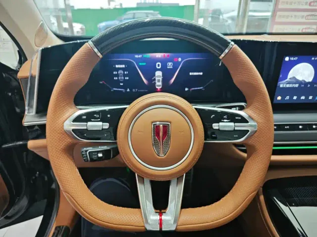 Hongqi H9 — Фото автомобиля 14