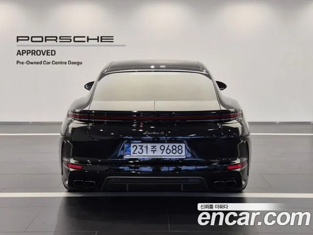 Porsche Panamera — Фото автомобиля 3