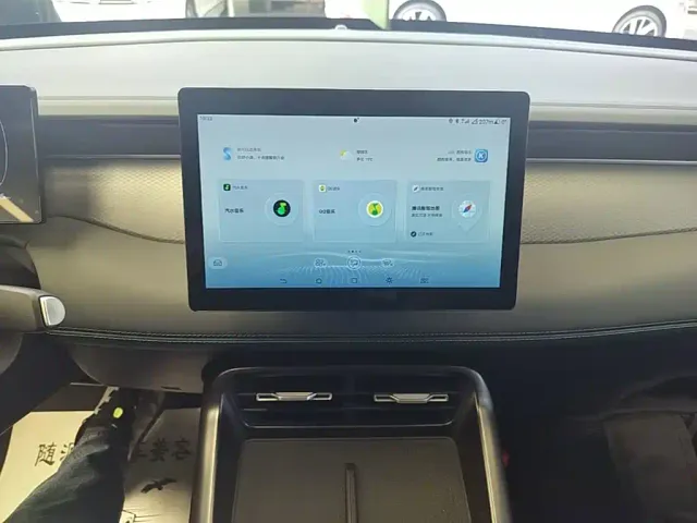BYD Qin PLUS — Фото автомобиля 12