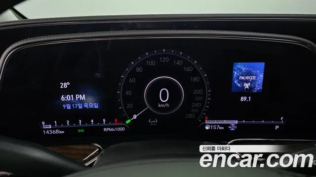 Cadillac Escalade Generation 5 — Фото автомобиля 8