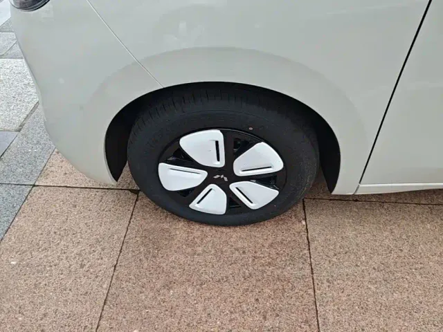 Wuling Hongguang Mini EV — Фото автомобиля 22