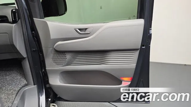 Hyundai Staria — Фото автомобиля 25
