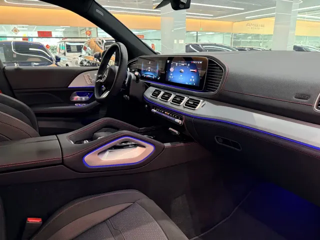Mercedes-Benz GLE-Class AMG — Фото автомобиля 12