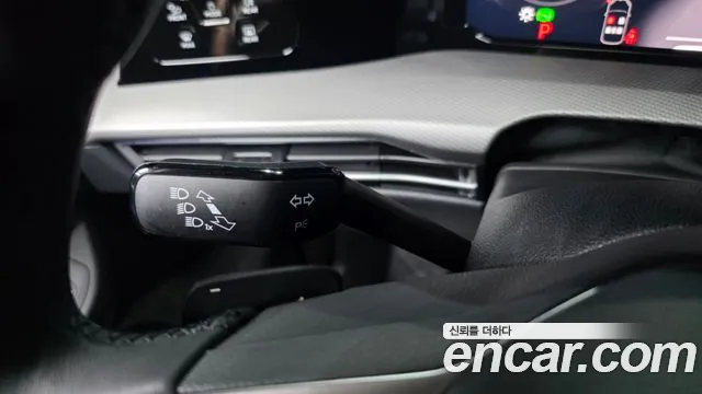 Volkswagen Golf Golf 8 поколение 2.0 TDI Prestige — Фото автомобиля 30