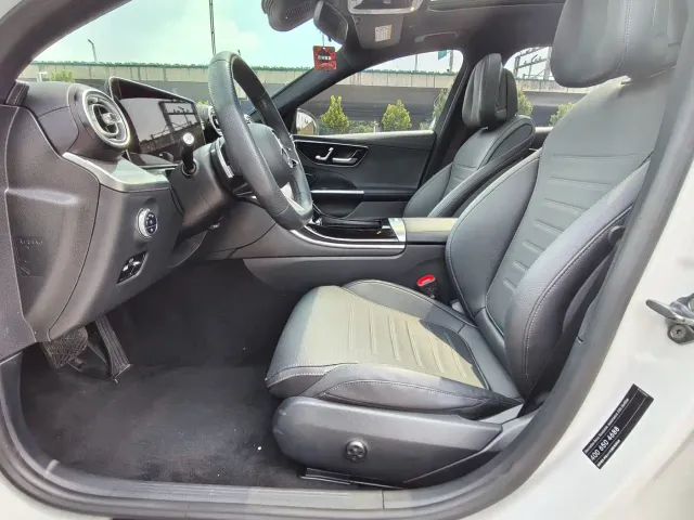 Mercedes-Benz C-Class — Фото автомобиля 7
