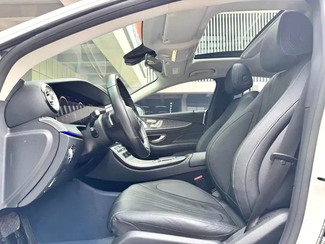 Mercedes-Benz CLS-Class — Фото автомобиля 5