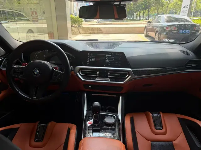 BMW M4 — Фото автомобиля 5