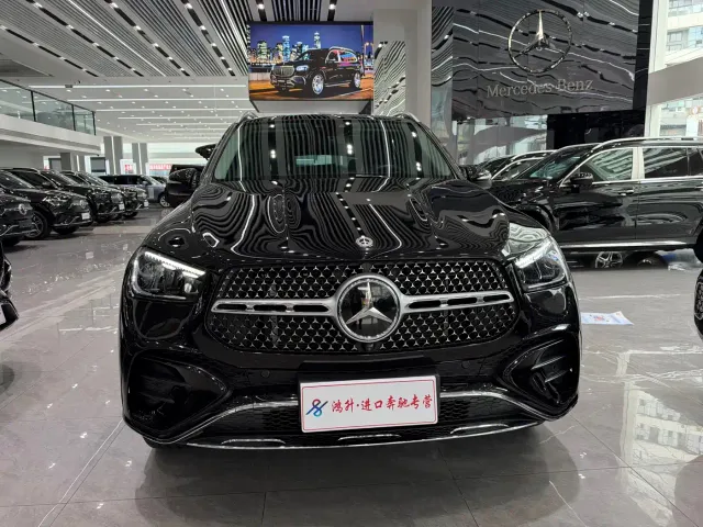 Mercedes-Benz GLE-Class — Фото автомобиля 2