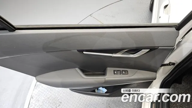Kia Niro The All New — Фото автомобиля 14