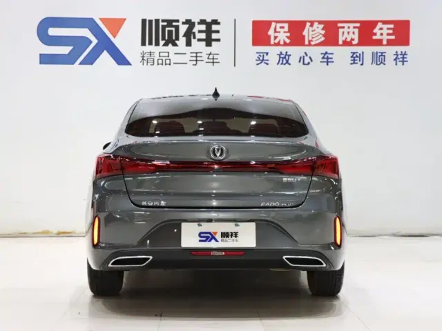 Changan Eado — Фото автомобиля 6