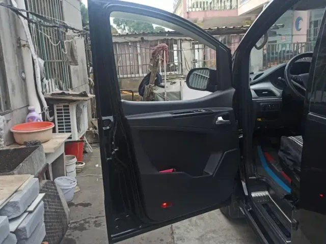 JAC Refine M3 — Фото автомобиля 7