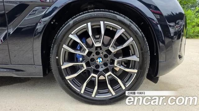 BMW X6 xDrive40i M Sport — Фото автомобиля 20