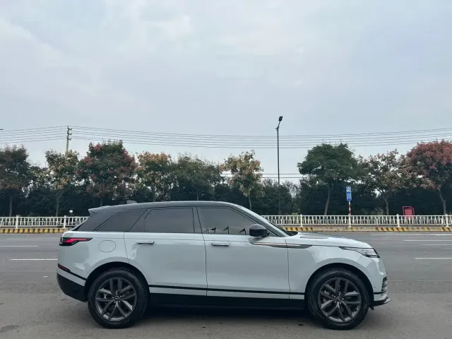 Land Rover Range Rover Velar 2024 Dynamic SE — Фото автомобиля 6