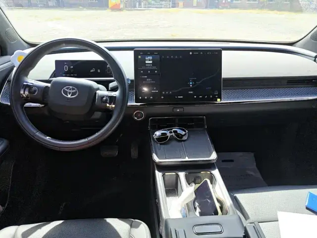 Toyota BoZhi 3X — Фото автомобиля 12