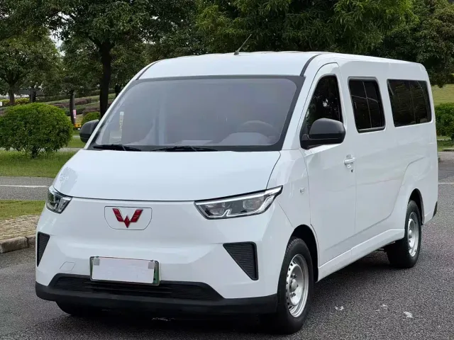Фотография автомобиля — Wuling Yangguang