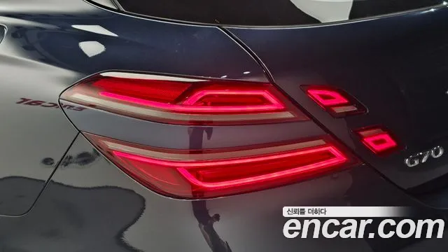 Genesis G70 — Фото автомобиля 8
