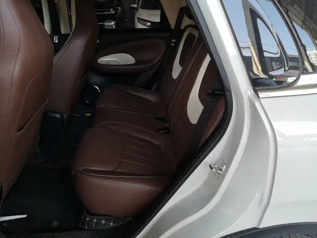 Wuling Bingo — Фото автомобиля 16