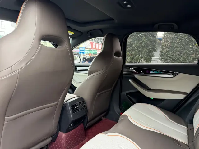 BYD Qin PLUS — Фото автомобиля 7