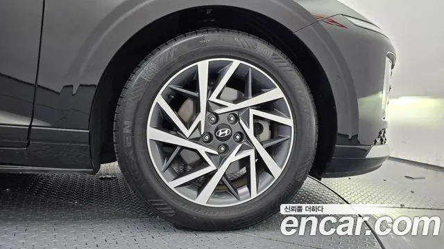 Hyundai Grandeur GN7 — Фото автомобиля 21