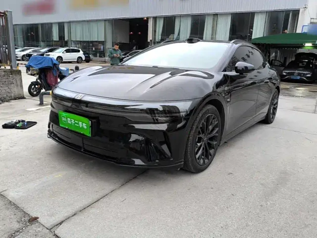 Фотография автомобиля — Zeekr 007 GT