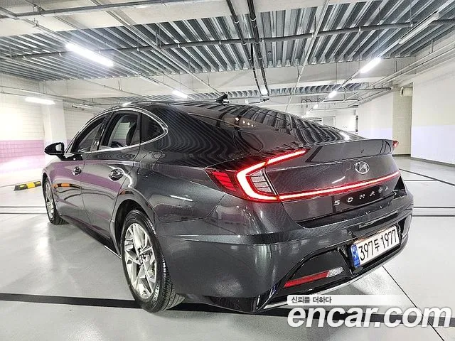 Hyundai Sonata — Фото автомобиля 6