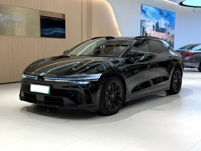 Фотография автомобиля — Zeekr 007 GT