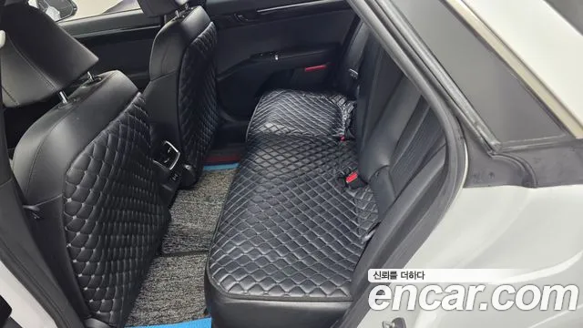 Hyundai Grandeur Grandeur (GN7) 3.5 LPG 2WD (Такси) — Фото автомобиля 23