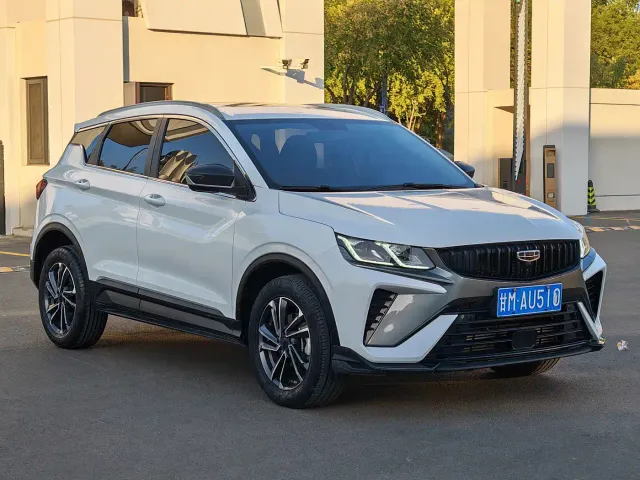 Geely Binyue — Фото автомобиля 3