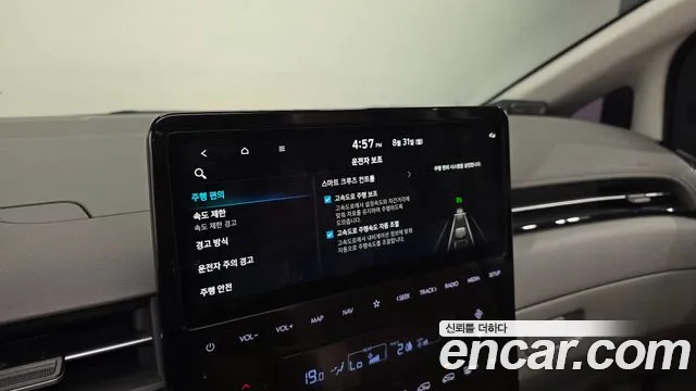 Hyundai Staria Staria — Фото автомобиля 24