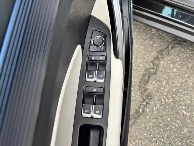 Geely Boyue — Фото автомобиля 25