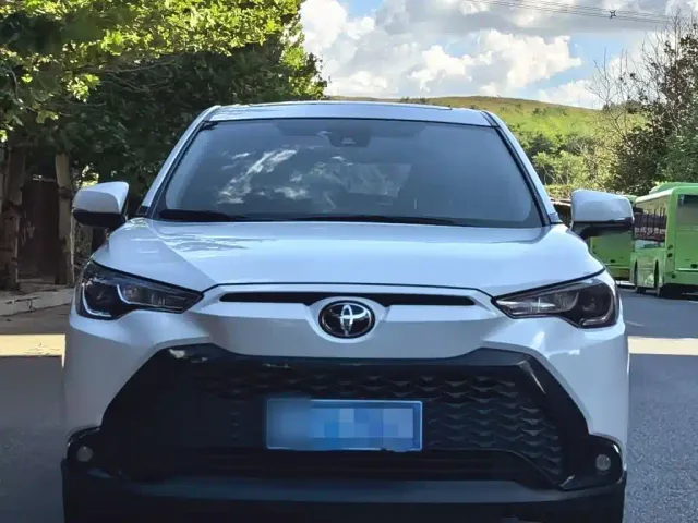 Toyota Frontlander — Фото автомобиля 14