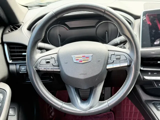 Cadillac CT5 — Фото автомобиля 8