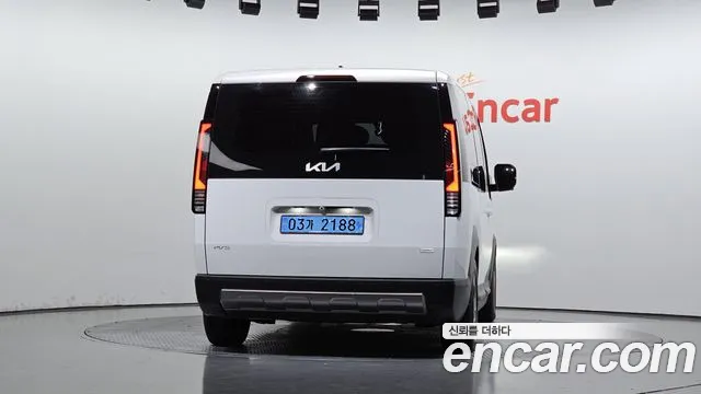 Kia PV5 — Фото автомобиля 4
