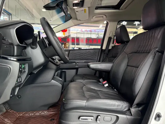 Honda Elysion — Фото автомобиля 4