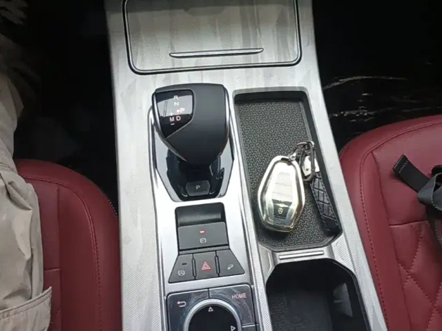 Jetour X70 Plus — Фото автомобиля 13