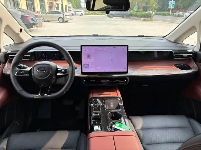 GAC Trumpchi E8 — Фото автомобиля 17