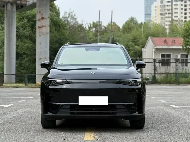 Leapmotor C16 — Фото автомобиля 2